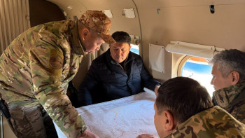 Фотография к новости: Қанат Бозымбаев Ұлытау облысындағы су тасқыны қаупі бар аудандарды тексерді