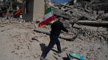 Фотография к новости: Трамп Иранмен атысты тоқтату туралы келіссөзді бастауға асықпай отыр – Reuters