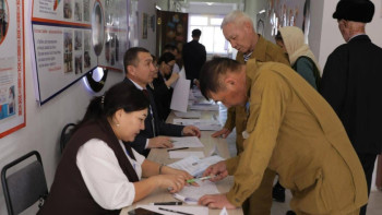 Фотография к новости: Референдумда ардагерлер де қалыс қалған жоқ