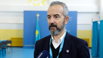 Фотография к новости: Албанияның Мемлекеттік сайлау комиссары: Қазақстандағы референдум ашық және заңбұзушылықсыз өтуде