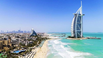 Фотография к новости: Геосаяси жағдай: Дубайдағы бес жұлдызды қонақүйлер бағаны екі есеге жуық төмендетті