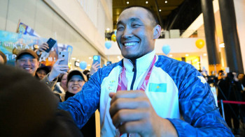 Фотография к новости: Паралимпиада чемпионы Ербол Хамитов елге оралды