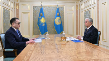 Фотография к новости: Тоқаев Шаққалиевті қабылдады: Сауда ЖІӨ-нің 19%-ын құрап, айналым 80 трлн теңгеден асты