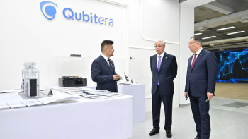 Фотография к новости: 20 млн доллар инвестиция: Президентке ҚазҰУ-да суперкомпьютер мен спутник жобалары көрсетілді