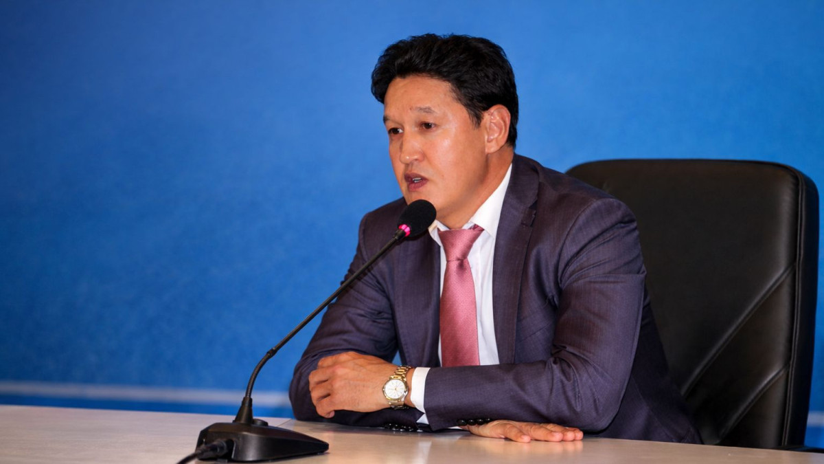  кейіпкердің жеке мұрағаты