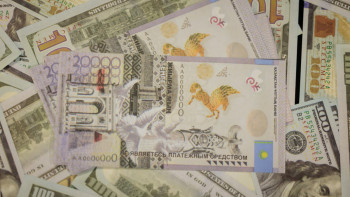 Фотография к новости: Теңге әлсірей ме? Сарапшылардың наурызға болжамы қандай