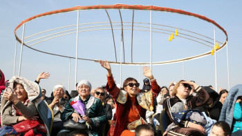 Фотография к новости: Ең үлкен шаңырақ: Алматыда Наурыз күндері әлемдік рекорд орнатылды