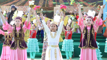 Фотография к новости: Дәстүр мен инновация үйлесімі: Алматы облысында Наурыз мерекесі жаңа форматта тойланды