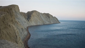 Фотография к новости: Ормуз бұғазы: Иран "дұшпан емес" кемелерге жасыл жарық жақты