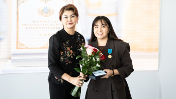 Фотография к новости: BAQ.KZ журналистері "Шапағат" және "Ерен еңбегі үшін" медальдарымен марапатталды