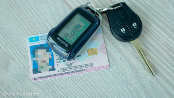 Фотография к новости: 20 миллион теңге: Емтихансыз жүргізуші куәлігін алып беремін деген тиктокер ұсталды