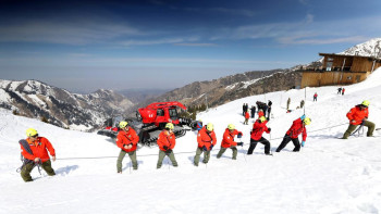 Фотография к новости: Алматыда туристерді көшкіннен құтқару бойынша ауқымды жаттығу өтті