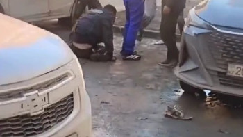 Фотография к новости: Қостанай прокуратурасы полицейге шабуыл жасағандарға қатысты мәлімдеме жасады