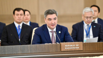 Фотография к новости: Түркі әлемінің жаңа белесі: Бектенов Бакуде стратегиялық келісімдер жасады