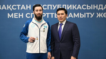 Фотография к новости: Қысқы Олимпиада және Паралимпиадада үздік ондыққа енген спортшылар марапатталды