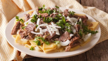 Фотография к новости: Енді астаналық оқушыларға ет асылып берілетін болды