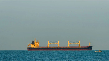 Фотография к новости: Иран Ормуз бұғазы арқылы өтуге тағы бір елге рұқсат берді