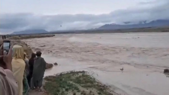 Фотография к новости: Ауғанстанда су тасқынан 100-ге жуық адам қаза тапты