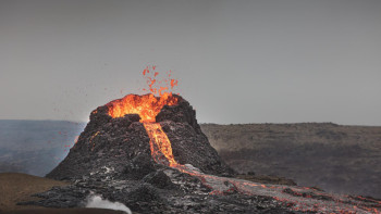 Фотография к новости: Индонезияда Семеру жанартауы бірнеше рет атқылады
