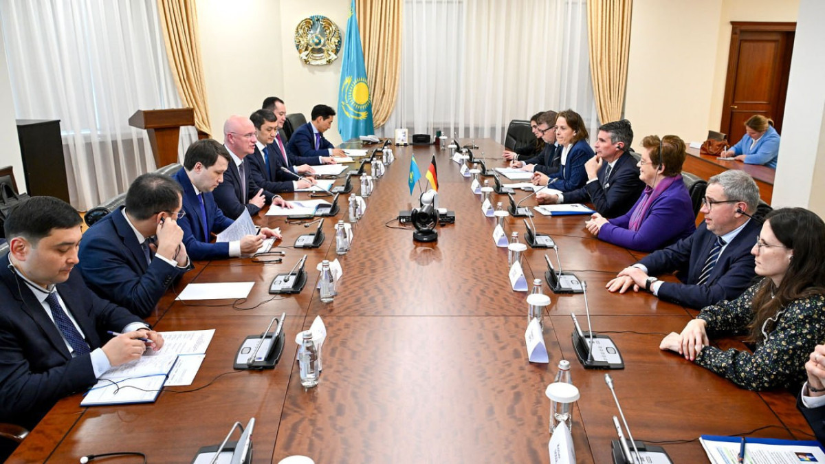  Үкіметтің баспасөз қызметі