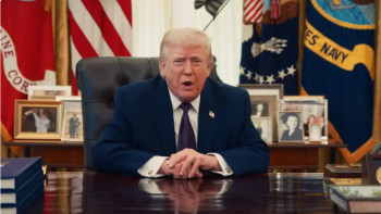 Фотография к новости: Трамп Иранға қарсы "ауқымды әрі қуатты" соққы жасаймын деп қорқытты