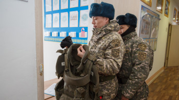 Фотография к новости: 3 мың қазақстандық әскери жиындарға шақырылады: Жаңа бұйрық қашан күшіне енеді?