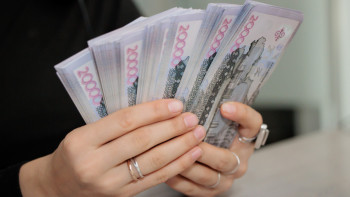 Фотография к новости: Жәрдемақы, марапат және қолдау: Қазақстанда аналарға мемлекеттен қомақты ақша беріледі