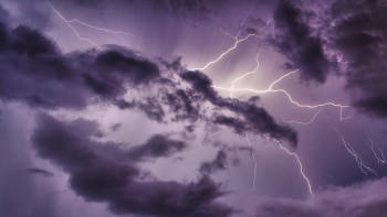 Фотография к новости: 13 сәуірде бірнеше өңірде ауа райына байланысты ескерту жасалды