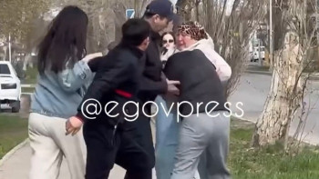 Фотография к новости: Эфир үшін төбелес: Қостанайда блогер қыздар арасындағы жанжал қылмыстық іске ұласты