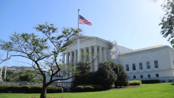 Фотография к новости: Сот Трампқа Ақ үйдегі құрылысты жалғастыруға уақытша рұқсат берді