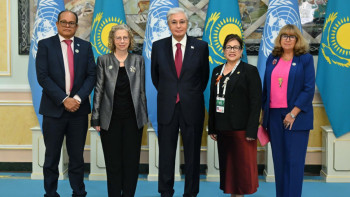 Фотография к новости: Президент халықаралық конвенция жетекшілерімен кездесу өткізді