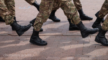 Фотография к новости: «Жігіттерді кафеден әскерге күштеп әкетіп жатыр»: Қорғаныс министрлігі жауап берді