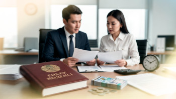 Фотография к новости: Жалақы кешіктірілсе, өтемақы талап ете аласыз – заңгер жауабы