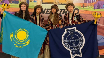 Фотография к новости: Астаналық оқушылар Ұлыбританиядағы әлемдік додада 1-орын иеленді