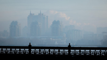 Фотография к новости: "Сыртқа шықпаңыздар": Қою түтінге байланысты Астана тұрғындарына ескерту жарияланды