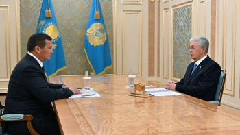 Фотография к новости: Тоқаев Нәлібаевқа бірқатар маңызды тапсырма берді