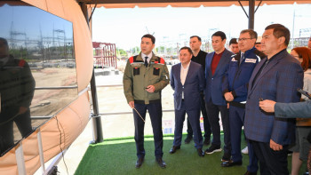 Фотография к новости: "Жұмыс қарқыны өте баяу": Алматы әуежайы мен вокзалының басшылығы сынға қалды