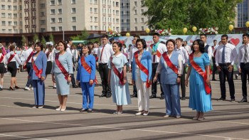 Фотография к новости: "Ата-аналар бастайды": Депутат мұғалімдерге ақша жинау жайлы айтты