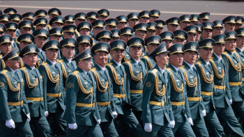 Фотография к новости: Декретке кеткен офицерлердің әскери стажы тоқтатылуы мүмкін
