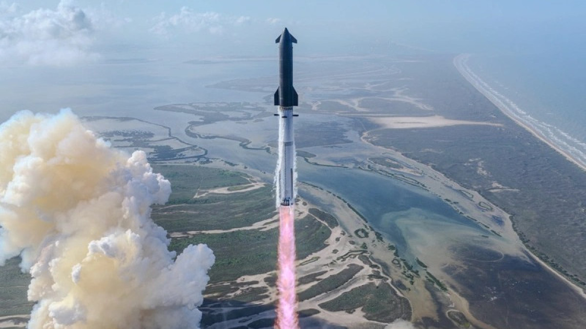  x.com/SpaceX