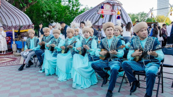 Фотография к новости: Атырауда «ШеберFEST-2026» фестивалінде 4000-нан астам авторлық туынды ұсынылды