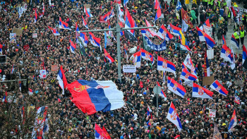 Фотография к новости: Сербияда студенттер шеруінен кейін ондаған адам ұсталды