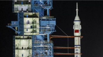Фотография к новости: Қытайдың "Шэньчжоу-23" ғарыш кемесі "Тяньгун" орбиталық станциясына ұшырылды