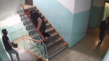 Фотография к новости: Павлодарда ер адам біреудің пәтерін өртеп жібере жаздады