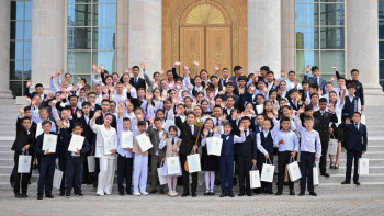 Фотография к новости: Динара Зәкиева балаларды қорғау жөніндегі жаңа құрылымның іске қосылғанын мәлімдеді