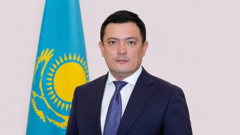 Фотография к новости: Әділет вице-министрі жаңа қызметке ауысты: Бекболат Молдабековке маңызды лауазым сеніп тапсырылды