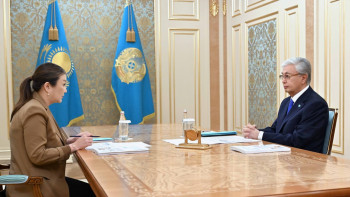 Фотография к новости: 167 мың хабарлама: Президент бала қауіпсіздігіне қатысты нақты тапсырма берді