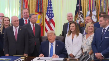 Фотография к новости: Трамп: АҚШ Иранмен соғысты аяқтау жөнінде келісімге келгенін мәлімдеді