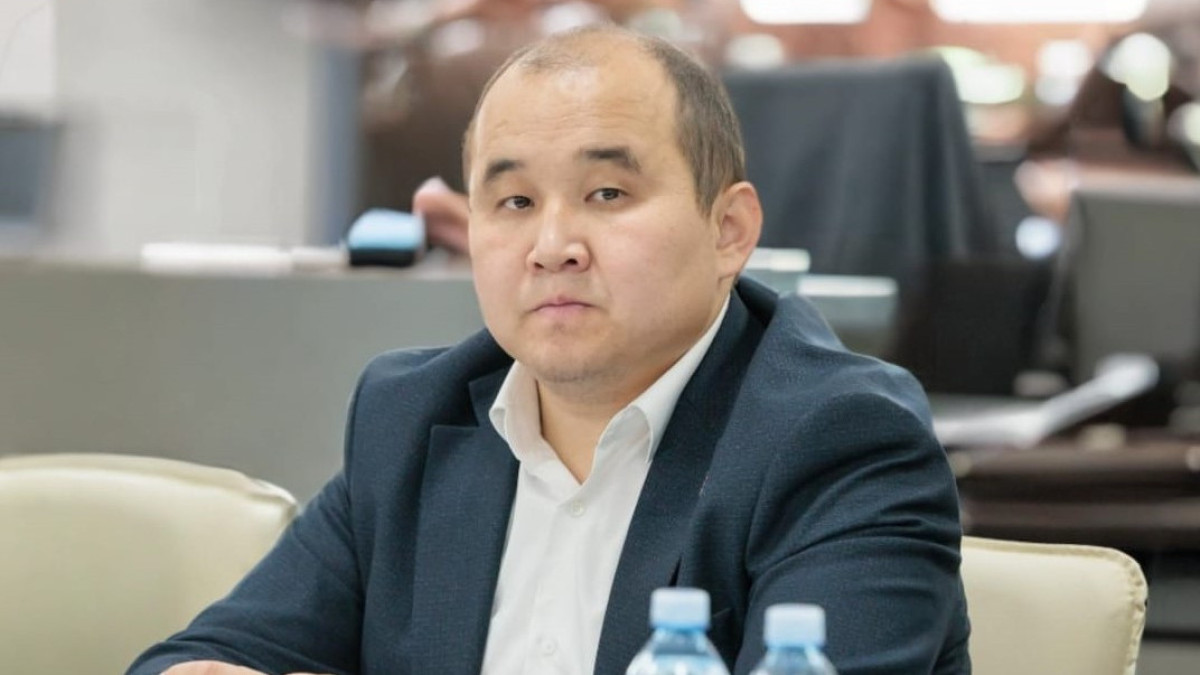  кейіпкердің мұрағатынан