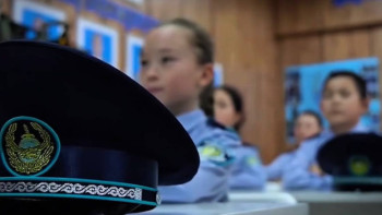 Фотография к новости: ІІМ: Мыңдаған оқушы полиция қызметкері болуға дайындалып жатыр
